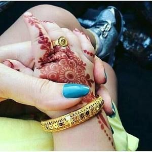 Meet your Posher, Ali